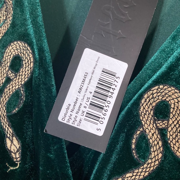 DISTURBIA Zarina Velour Applique Midi Wrap Dress Emerald Green NWT - Picture 12 of 12